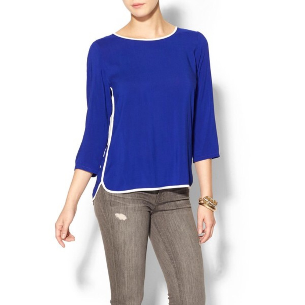 Tinley Road Serena Cobalt Blue 3/4 Sleeve Top